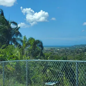 https://cheerful-country-bungalow-free-parking-and-wifi.top-hotels-puertorico.com